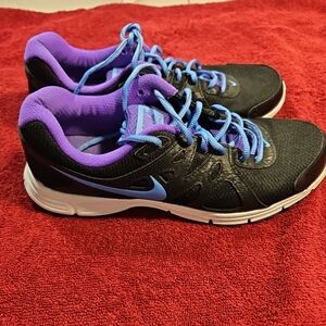 Nike‎ Womens Revolution 2 Running Training Shoe 554900-023 SZ 9.5 Black/ Purple